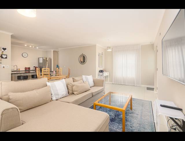 3 BEDROOM FREESTANDING SOLD IN SUNNINGDALE